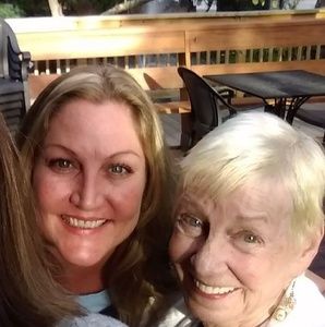 Meet your Posher, Valerie